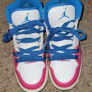 NIKE Jordan Flight 23 371389-141 White/Pink/Blue